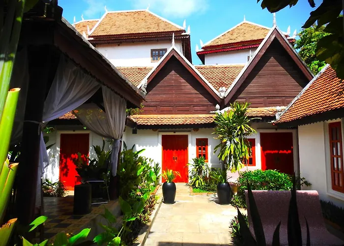 Hotel Wat Damnak 3*