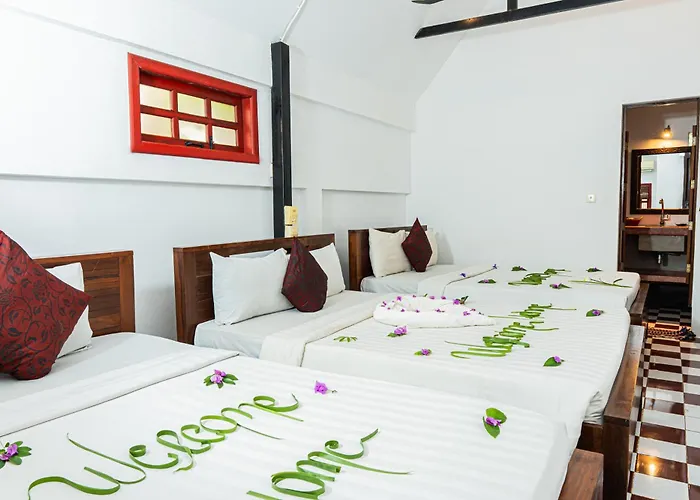 Wat Damnak Hotel